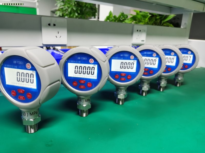 AM-YSB01標(biāo)準(zhǔn)數(shù)字壓力表